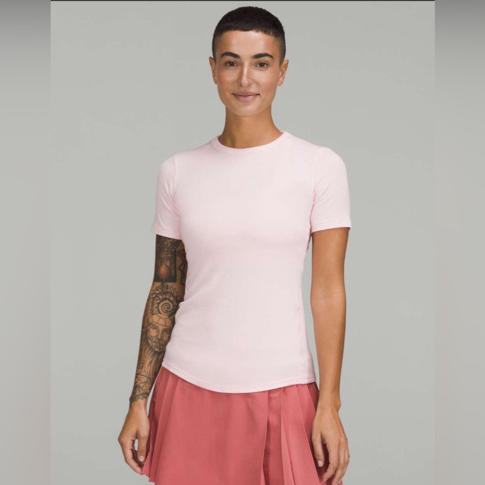 Lululemon Hold Tight Short Sleeve Shirt Strawberry Milkshake Pink  NWT 6